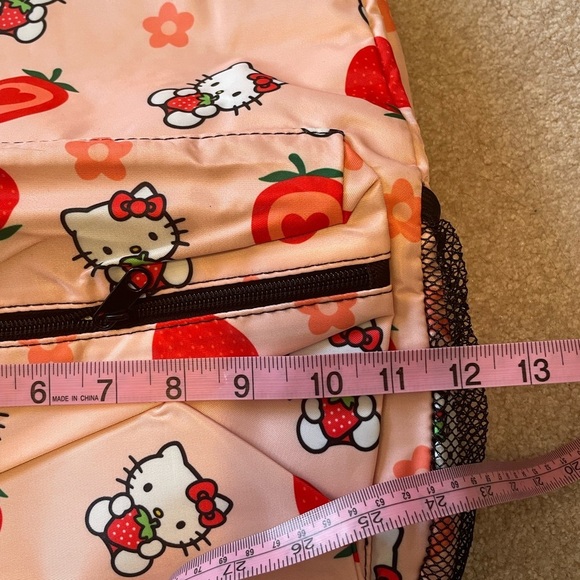 Hello Kitty Pink Kids Backpack - Picture 6 of 7